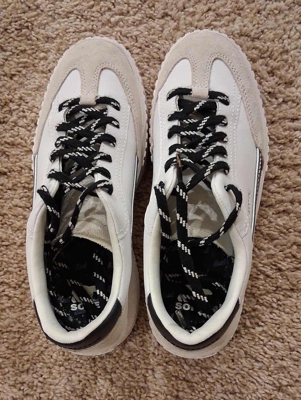 Sorel ONA AveT-Toe White and Beige Women's Low-Top Sneakers